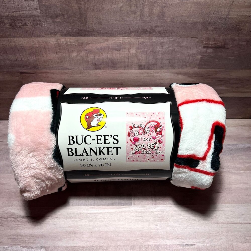 Buc-ee’s Valentine Blanket Soft Plush Throw 50x70 Cozy Gift